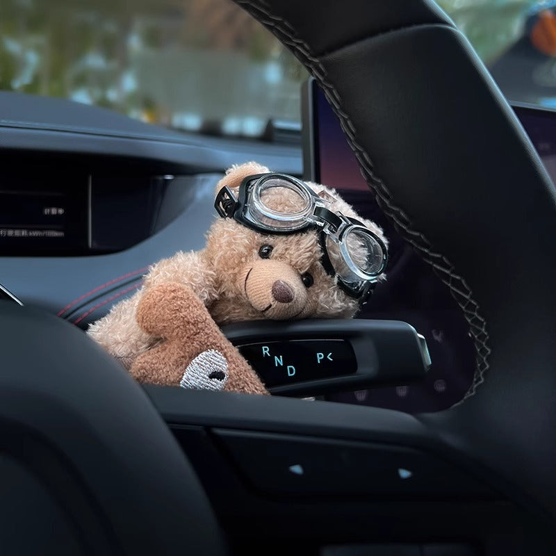 Il compagno di viaggio coccoloso 🧸 — Esalta l'abitacolo della tua auto con pura tenerezza