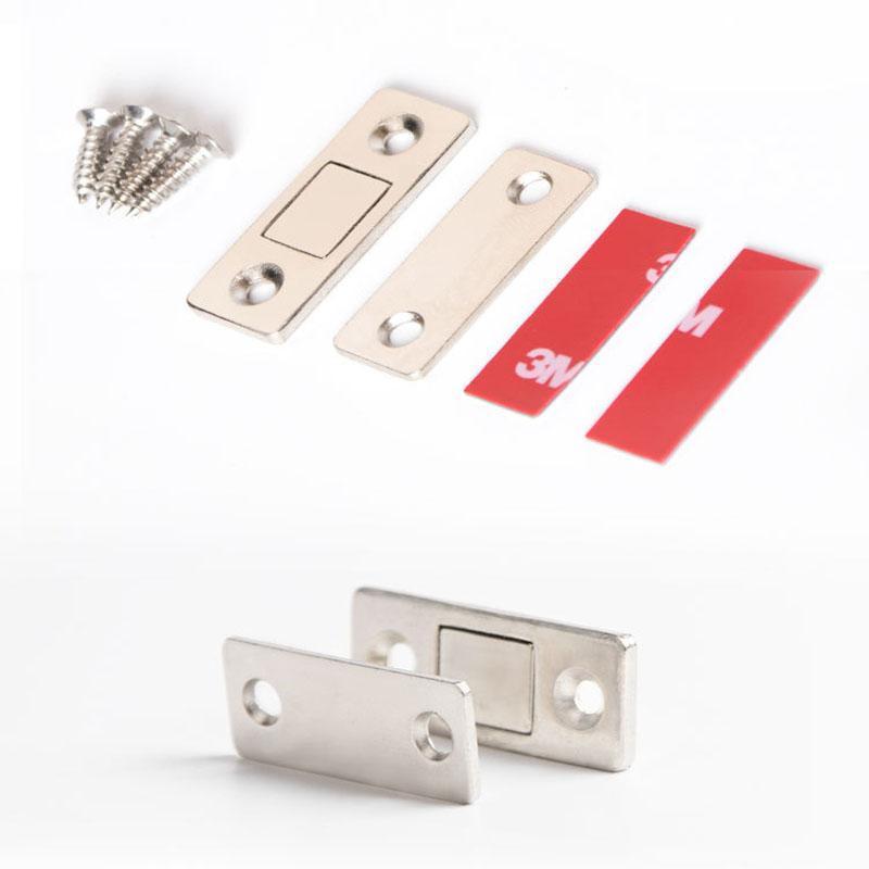 🧲 Chiusura magnetica ultra sottile: viti e adesivo inclusi per un'installazione a tua scelta! ✨