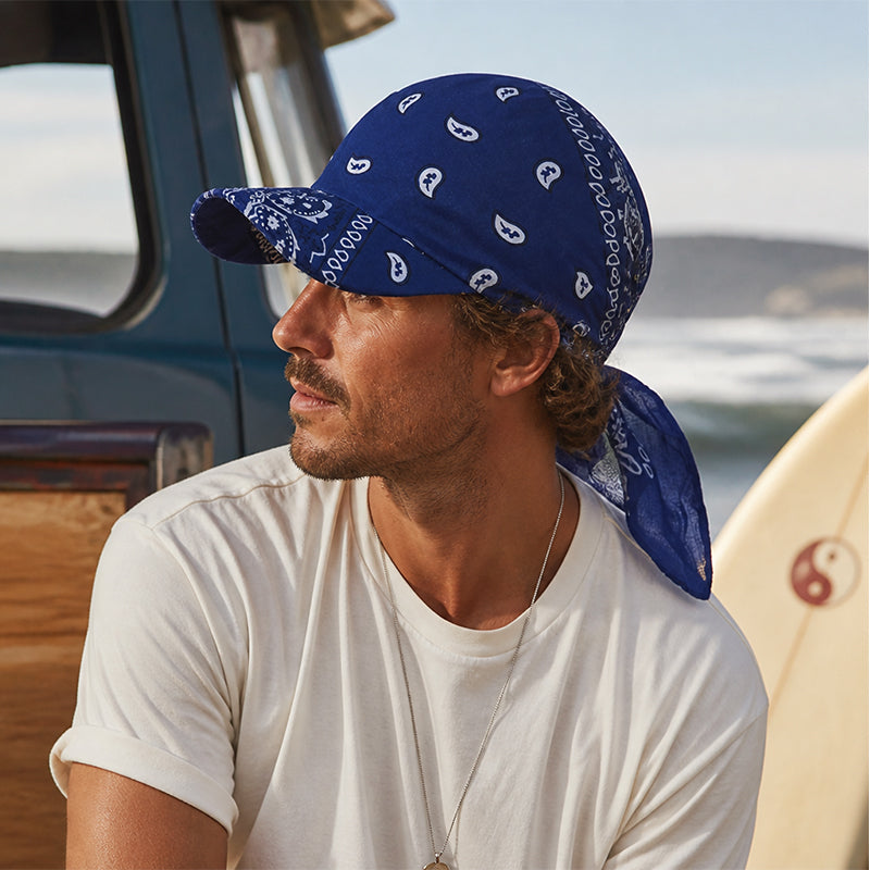 ☀️🧢 Il cappellino Paisley 2 in 1: estetica di alta moda e protezione solare totale!