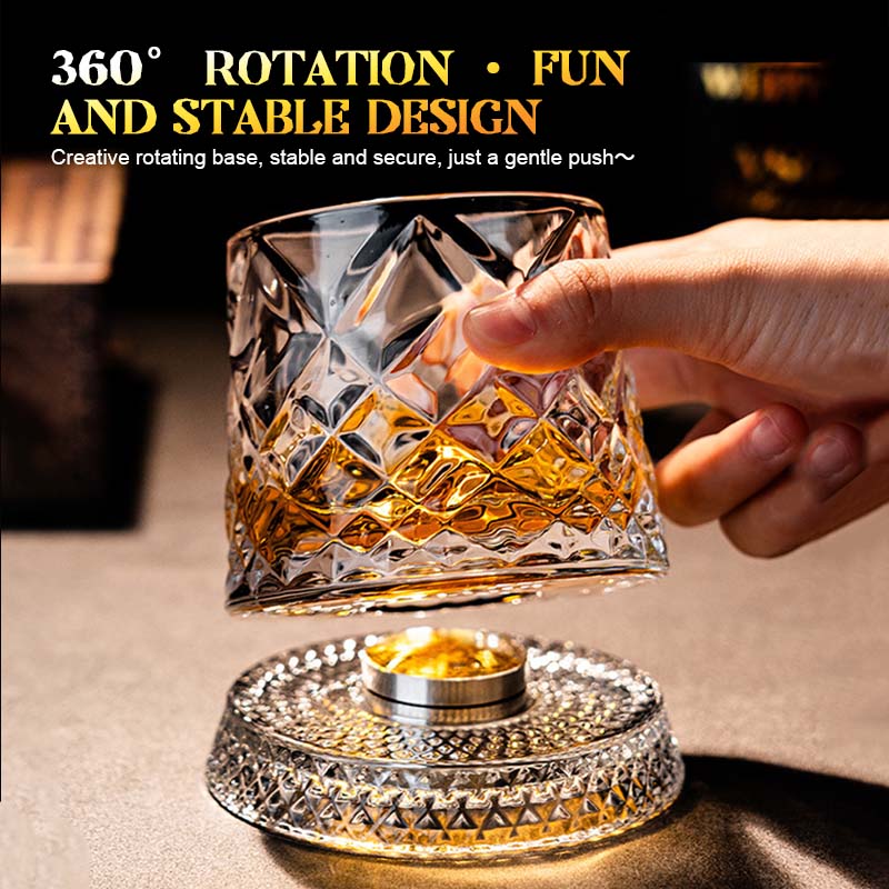 ✨L'eleganza in movimento per il tuo Whiskey. ✨🍸