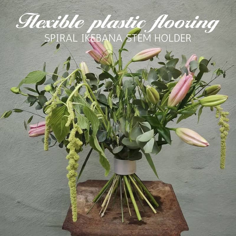 🌸 Composizione floreale perfetta ogni volta: il supporto a spirale mantiene gli steli esattamente dove li desideri! 🌀