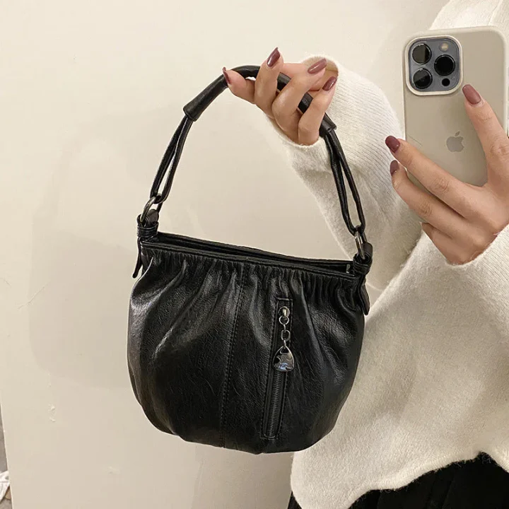 ⏳Offerta a tempo limitato⏰ Borsa a secchiello in pelle plissettata – Materiale morbido, tracolla regolabile e stile casual chic