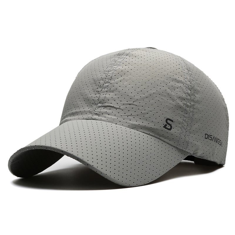 🏃‍♂️💨 Cappellino Blackout Airflow: Massimo Respiro e Stile Black Totale per i Tuoi Allenamenti!