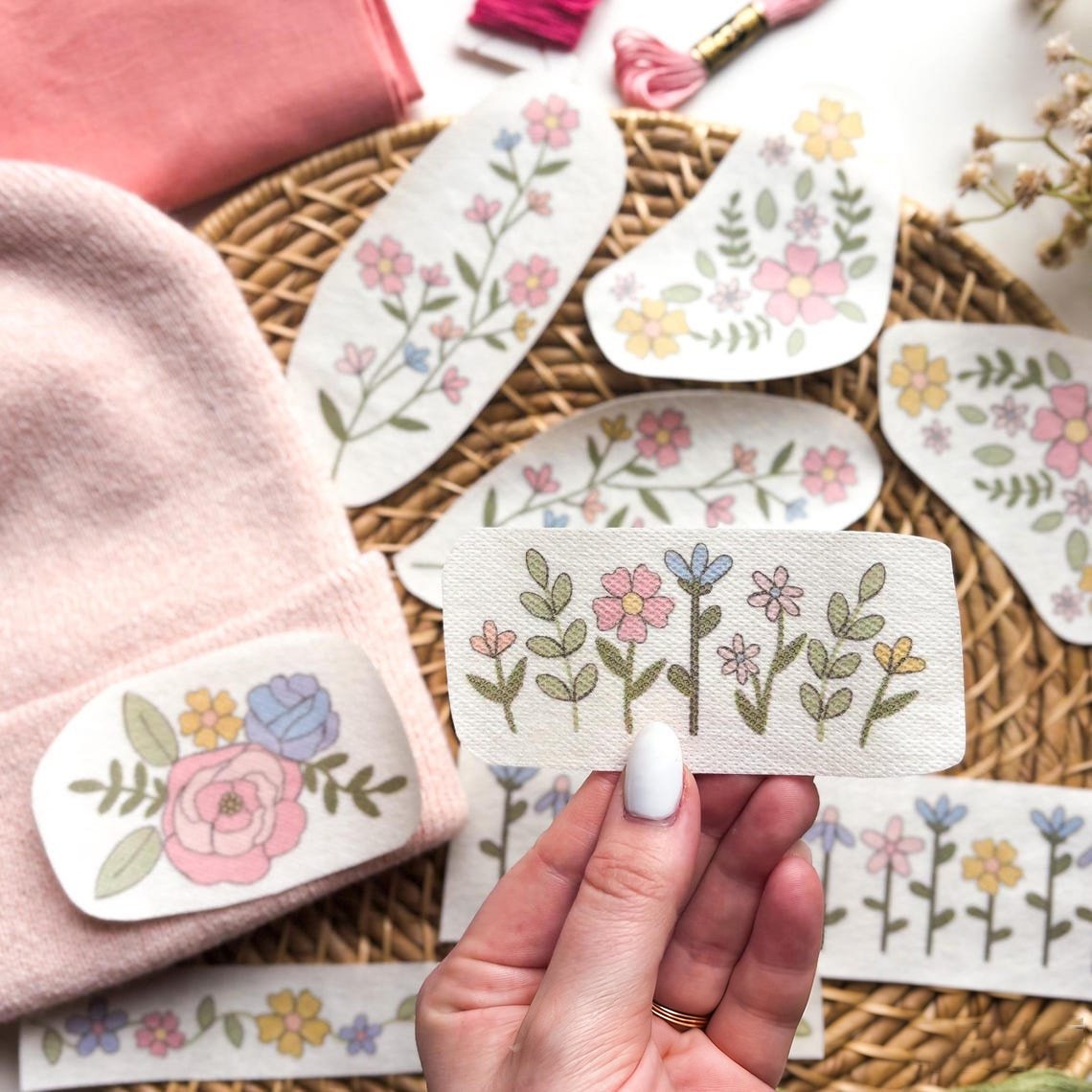 🌸Schemi di ricamo con linee e bordi floreali (acquista 1 e ricevi 1 gratis) – Ricamo a punto croce per principianti🌸