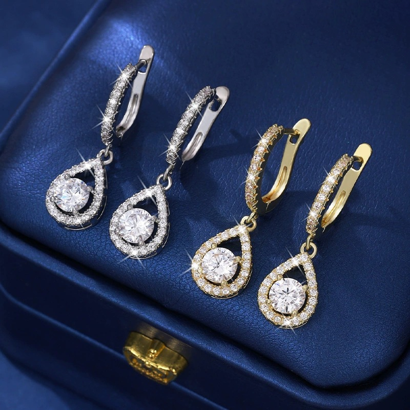 Eleganza pura: il tocco glamour che cercavi! 😍Orecchini Goccia Paffuti✨